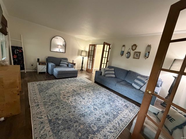 51530 Creekside Drive, Granger, IN 46530