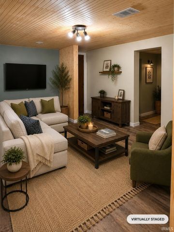 51530 Creekside Drive, Granger, IN 46530