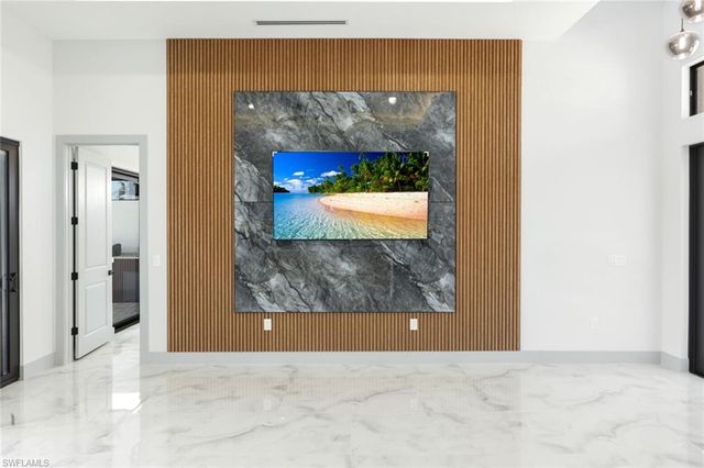 2833 25th AVE, Cape Coral, FL 33914