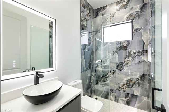 2833 25th AVE, Cape Coral, FL 33914