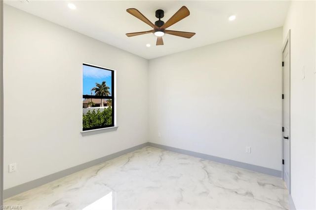 2833 25th AVE, Cape Coral, FL 33914