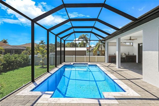 2833 25th AVE, Cape Coral, FL 33914