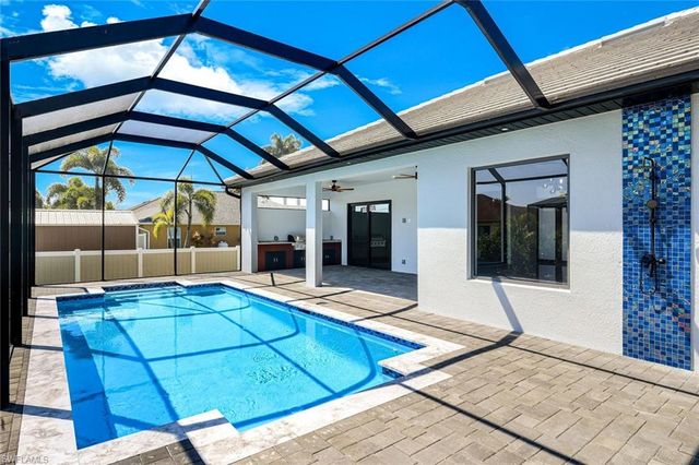 2833 25th AVE, Cape Coral, FL 33914