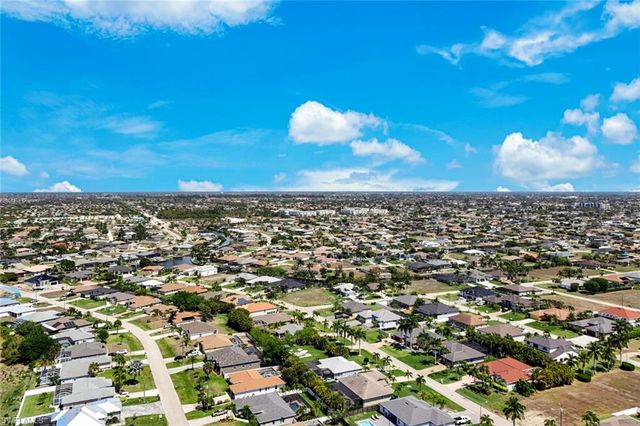 2833 25th AVE, Cape Coral, FL 33914