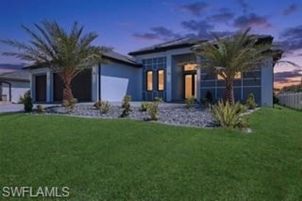 2833 25th AVE, Cape Coral, FL 33914