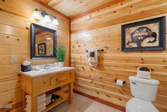 3704 Tilda Hilltop Way, Sevierville, TN 37862