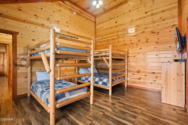 3704 Tilda Hilltop Way, Sevierville, TN 37862