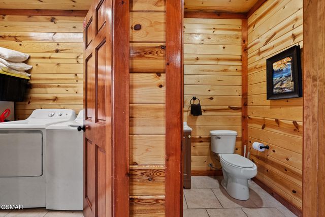 3704 Tilda Hilltop Way, Sevierville, TN 37862