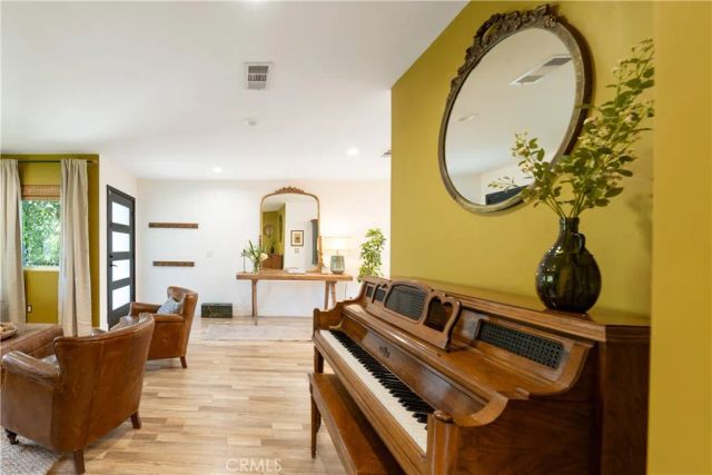 5919 Encino, Encino, CA 91316