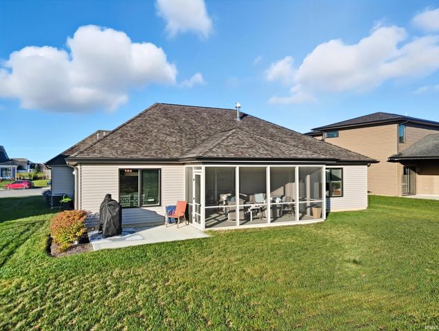 17672 Lakota Court, Huntertown, IN 46748