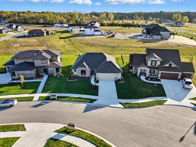 17672 Lakota Court, Huntertown, IN 46748