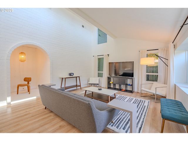 1641 Nw 31ST Ave, Camas, WA 98607
