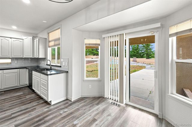 3335 Hollycrest Drive, Colorado Springs, CO 80920