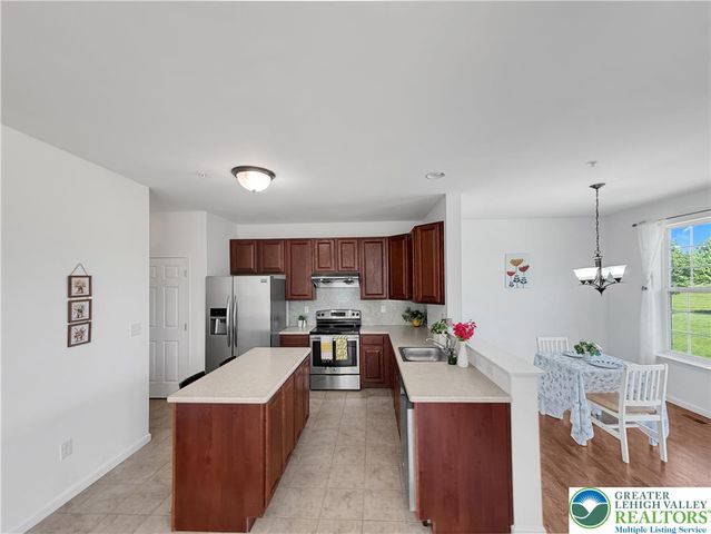 4472 Elmwood Drive, Lower Nazareth Twp, PA 18064
