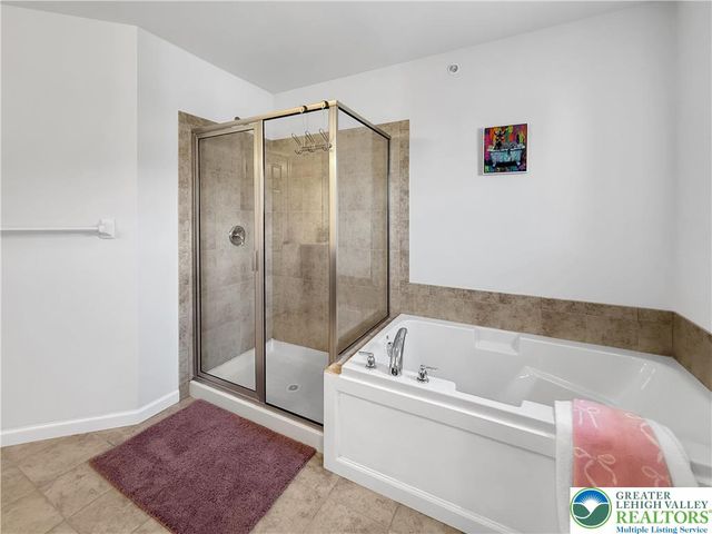 4472 Elmwood Drive, Lower Nazareth Twp, PA 18064