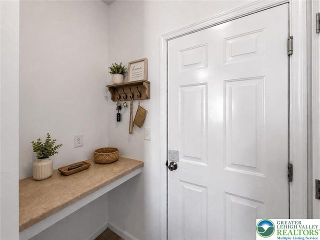 4472 Elmwood Drive, Lower Nazareth Twp, PA 18064