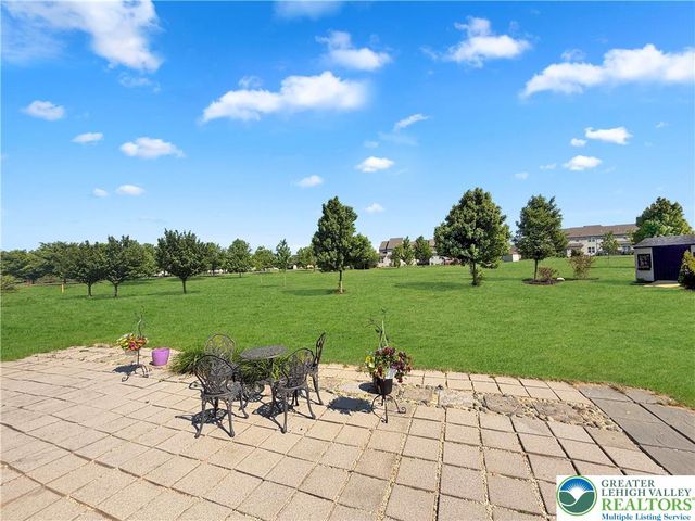 4472 Elmwood Drive, Lower Nazareth Twp, PA 18064