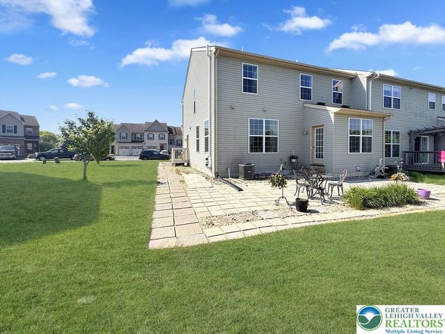 4472 Elmwood Drive, Lower Nazareth Twp, PA 18064