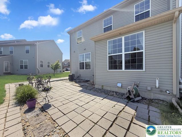 4472 Elmwood Drive, Lower Nazareth Twp, PA 18064