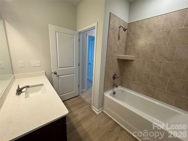 3021 Kingsfield Road, Charlotte, NC 28208
