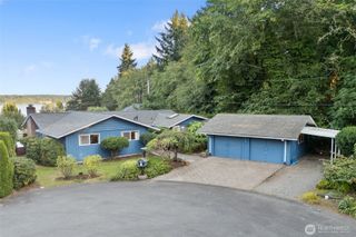 2141 Beverly Beach Drive NW, Olympia, WA 98502