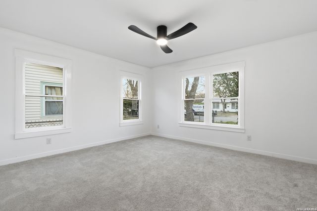 518 wright, Schertz, TX 78154