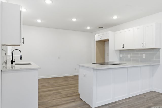 518 wright, Schertz, TX 78154