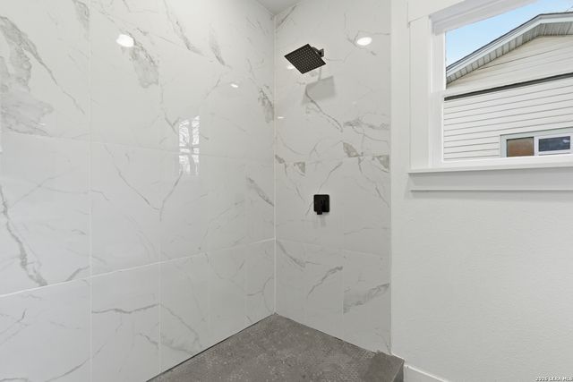 518 wright, Schertz, TX 78154