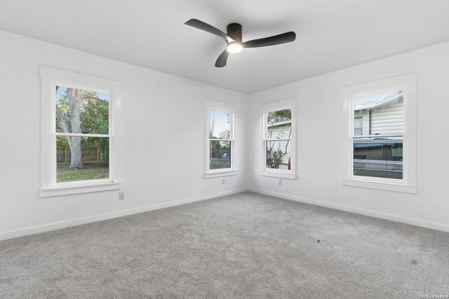 518 wright, Schertz, TX 78154