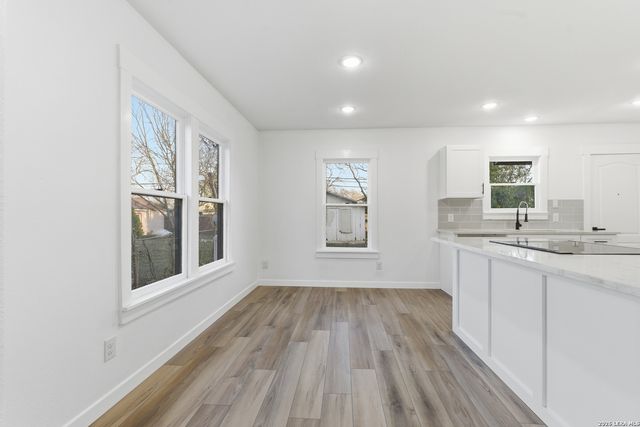 518 wright, Schertz, TX 78154