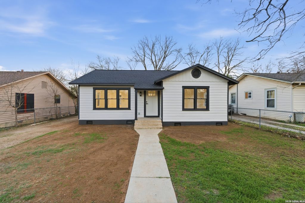 518 wright, Schertz, TX 78154