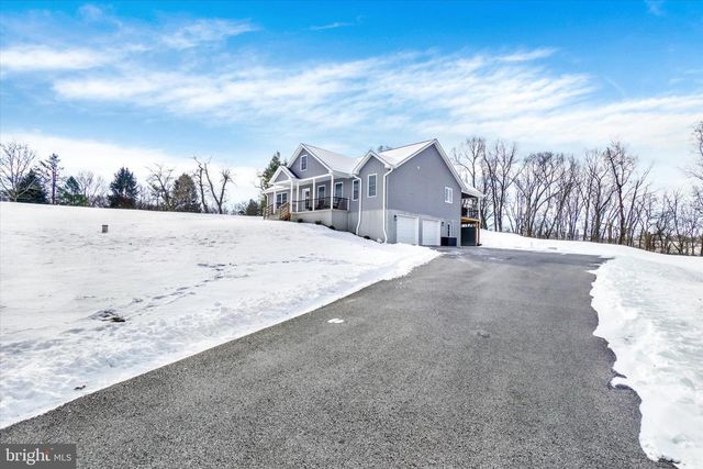 1048 KELLER RD, York, PA 17406