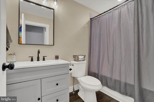 1048 KELLER RD, York, PA 17406