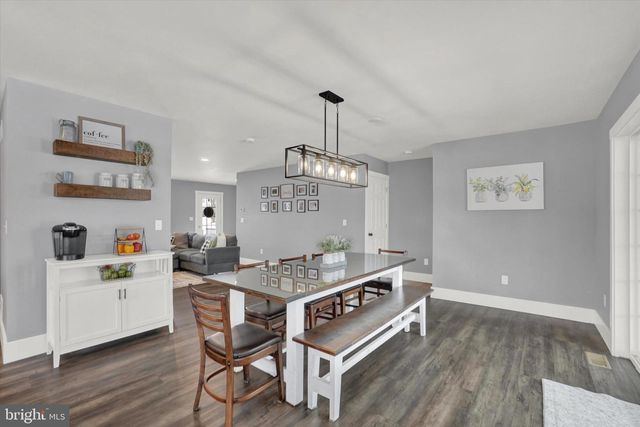 1048 KELLER RD, York, PA 17406