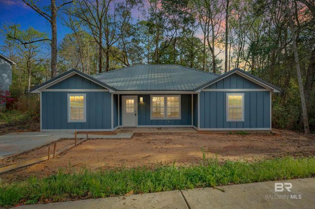 338 Ridgewood Drive, Daphne, AL 36526