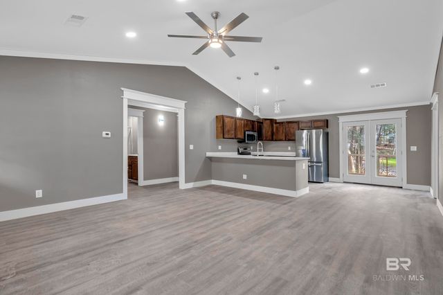 338 Ridgewood Drive, Daphne, AL 36526