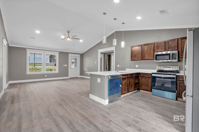 338 Ridgewood Drive, Daphne, AL 36526