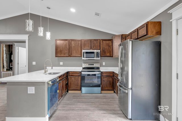 338 Ridgewood Drive, Daphne, AL 36526