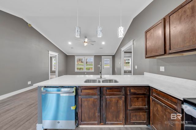 338 Ridgewood Drive, Daphne, AL 36526