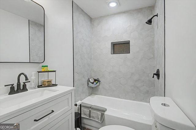 2356 Five Points Road, Waco, GA 30182