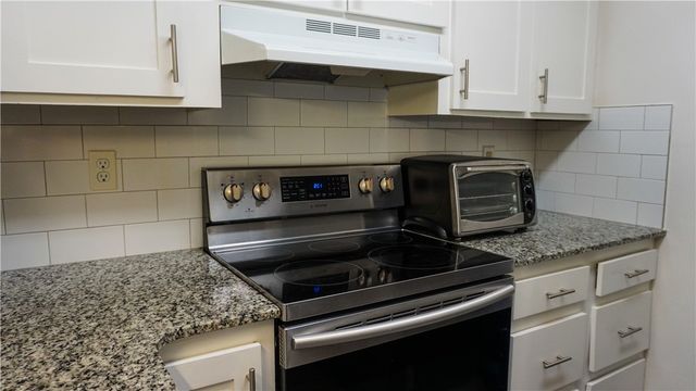 68 Dogwood Drive, Bella Vista, AR 72715