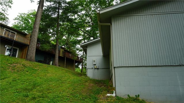 68 Dogwood Drive, Bella Vista, AR 72715