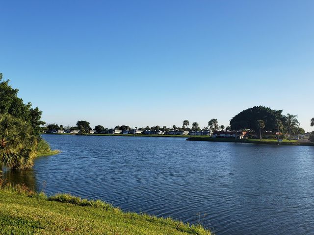 874 Flanders S, Delray Beach, FL 33484