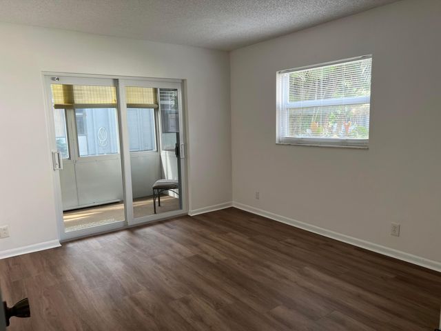 874 Flanders S, Delray Beach, FL 33484