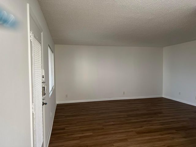 874 Flanders S, Delray Beach, FL 33484