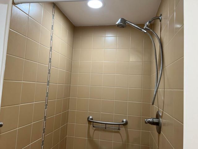 874 Flanders S, Delray Beach, FL 33484