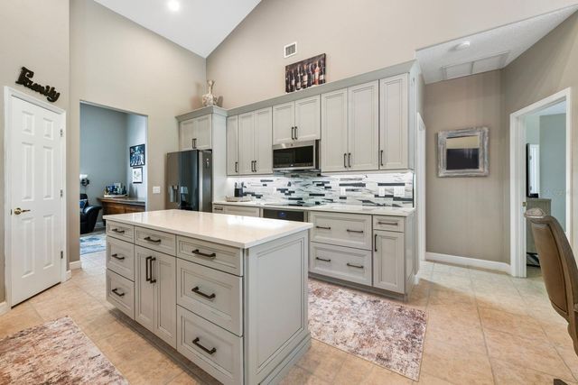 5039 GREENBRIAR TRAIL, Mount Dora, FL 32757
