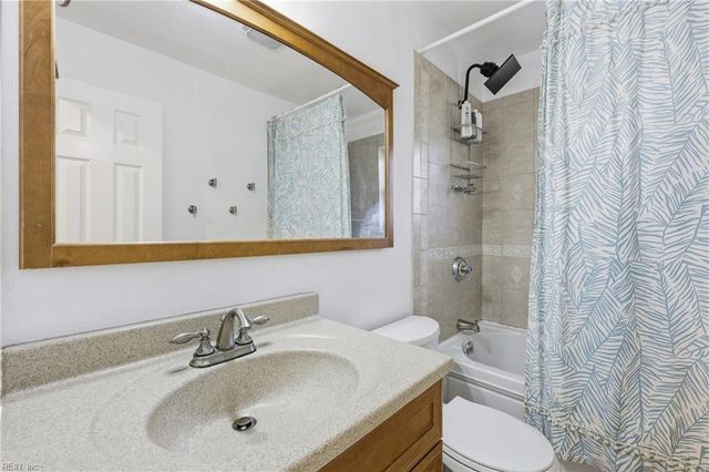 2512 Olympic CT, Virginia Beach, VA 23453