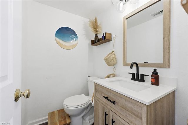 2512 Olympic CT, Virginia Beach, VA 23453