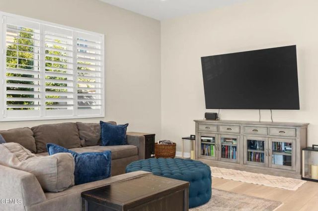 390 Rose Street, Fillmore, CA 93015